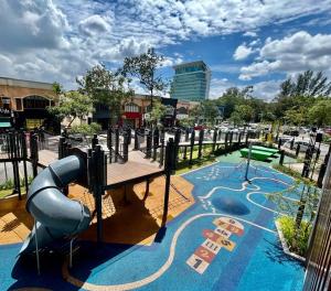 75s Urban Escape, Seksyen 13, Shah Alam