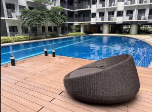 Cozy affordable stay near MOA, airport & bay view