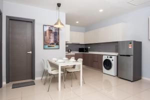 High Floor Suasana Suites 5 in JB City with WiFi