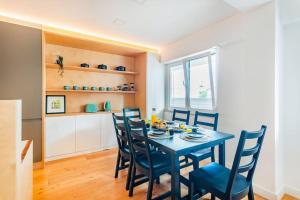 Oeiras Spacious and Coastal Flat