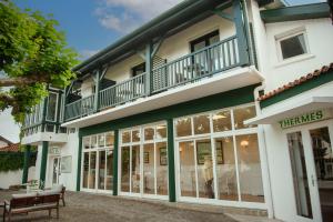 Hotels Logis Thermal : photos des chambres
