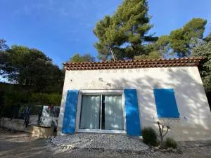 Maisonnette entre Luberon et Sainte Victoire - La Bastidonne