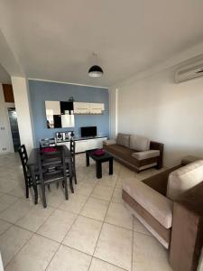Enriko Apartments