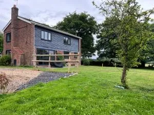 Gorgeous Home in the Countryside - Grateley