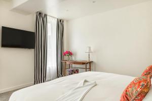 Hotels Hotel de la Poste : Appartement - Rez-de-Chaussée