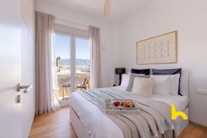 Acropolis Hillside Escape - Fireplace and Sea Views