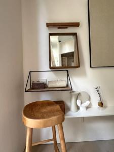 IVIS House Lakeside Retreat in Vilnius