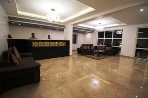 Hotel Golden Plateau