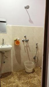 Chandrashram Paying Guest House