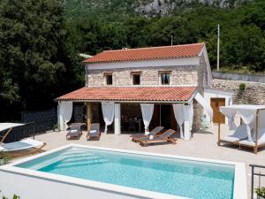 Casa di Nika - charming stone villa 