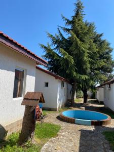 Gloria Houses-Free Parking