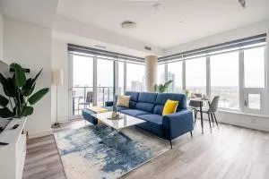 1BR Modern Condo - King Bed and Stunning City View - واترلو