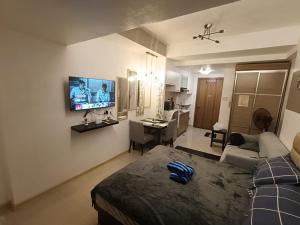 Affordable Studio Type Condo in Congressional Town Center