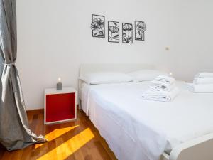 Keys Of Italy - XXV Aprile 9 Dazzling 2 Room Apt