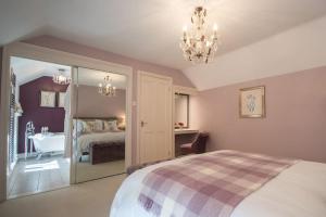 Duck Cottage, Milldale, Nr Dovedale, Peak District