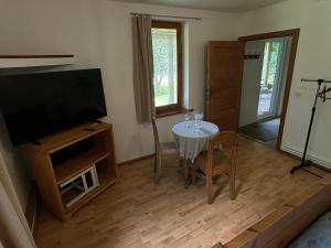 Māja laukos - BISES