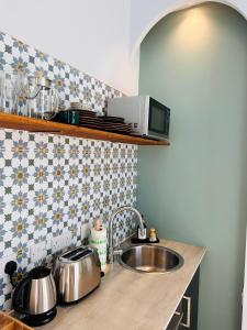 Luxury Modern Studio l Central Edinburgh l Pet Friendly