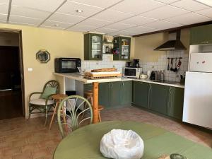 Maisons d'hotes Logement Provence dans domaine oleicole : photos des chambres