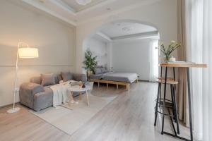 Sun Hanoi Opera Homestay 10m to HoanKiem Lake Old Quarter Ha Noi