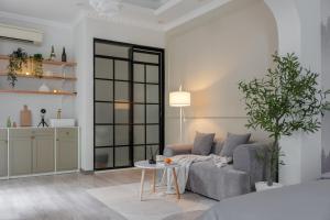 Sun Hanoi Opera Homestay 10m to HoanKiem Lake Old Quarter Ha Noi