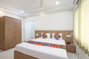 FabHotel Karthikeya Residency - Tirupati Bus Stand - 900m
