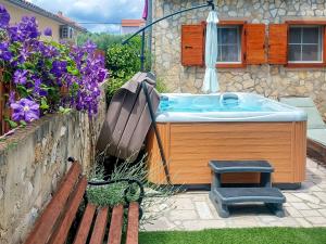 Holiday Home Mikac by Interhome 