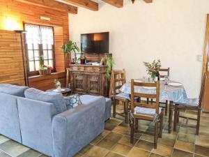 Maisons de vacances Holiday Home Mestrezec by Interhome : photos des chambres