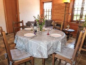 Maisons de vacances Holiday Home Mestrezec by Interhome : photos des chambres