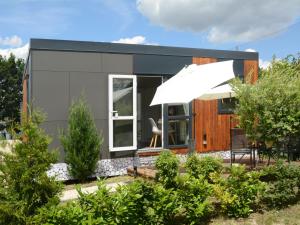 Holiday Home Tiny Haus Altmühlblick Nr- 83 by Interhome