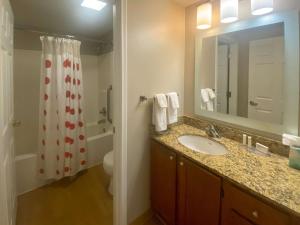 MainStay Suites Middleburg Heights Cleveland Airport