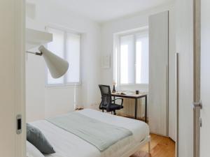 The Best Rent - Spacious two-bedroom flat near Milano Centrale