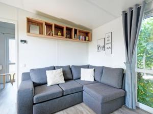 Holiday Home Tiny Haus Engel by Interhome