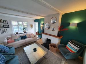 The Sea, The Sea, a unique, family oceanic retreat