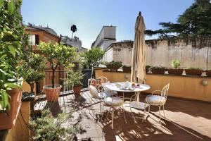 Panoramic Quirinal Penthouse