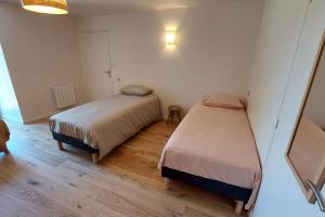 Maisons de vacances Gite 8 personnes Ussel Grande Maison renovee : photos des chambres