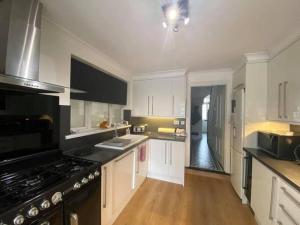 By Buildersbeds - Medora House - 4 bedrooms