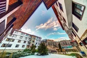 Silver Hills Rooms & Apartments with Free Parking - Smolyan
