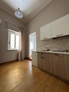 Portanova 6 Guest House