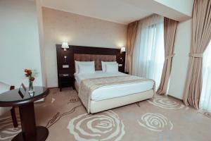 Double Room room in Hotel Coroana de Aur