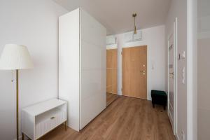 Bemowo Narwik Deluxe Studio by BookingHost