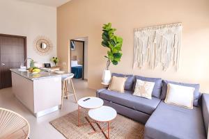 Modern 2BR Condo - minutes from Jaco Beach - PRIME location