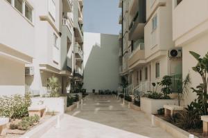 B5 The Palm Court Apartment