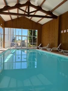 Hotels Hotel La Metairie & Piscine : photos des chambres