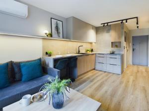 Beautiful Studio for Two People by Noclegi Renters