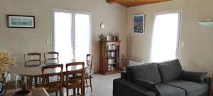 Maisons de vacances Lovely house with garden close to the beach : photos des chambres