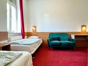 Very Central, 3 min to Metro