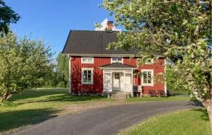 Holiday Home Hestra With Fireplace 05 - Algutstorp