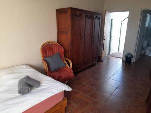 For the Single Traveller close to town