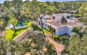 Calma Blanca - 卡斯特里