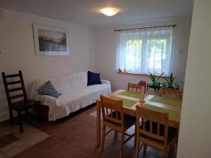 Klonowa 13 Ustka - przytulne pokoje do wynajęcia nad morzem